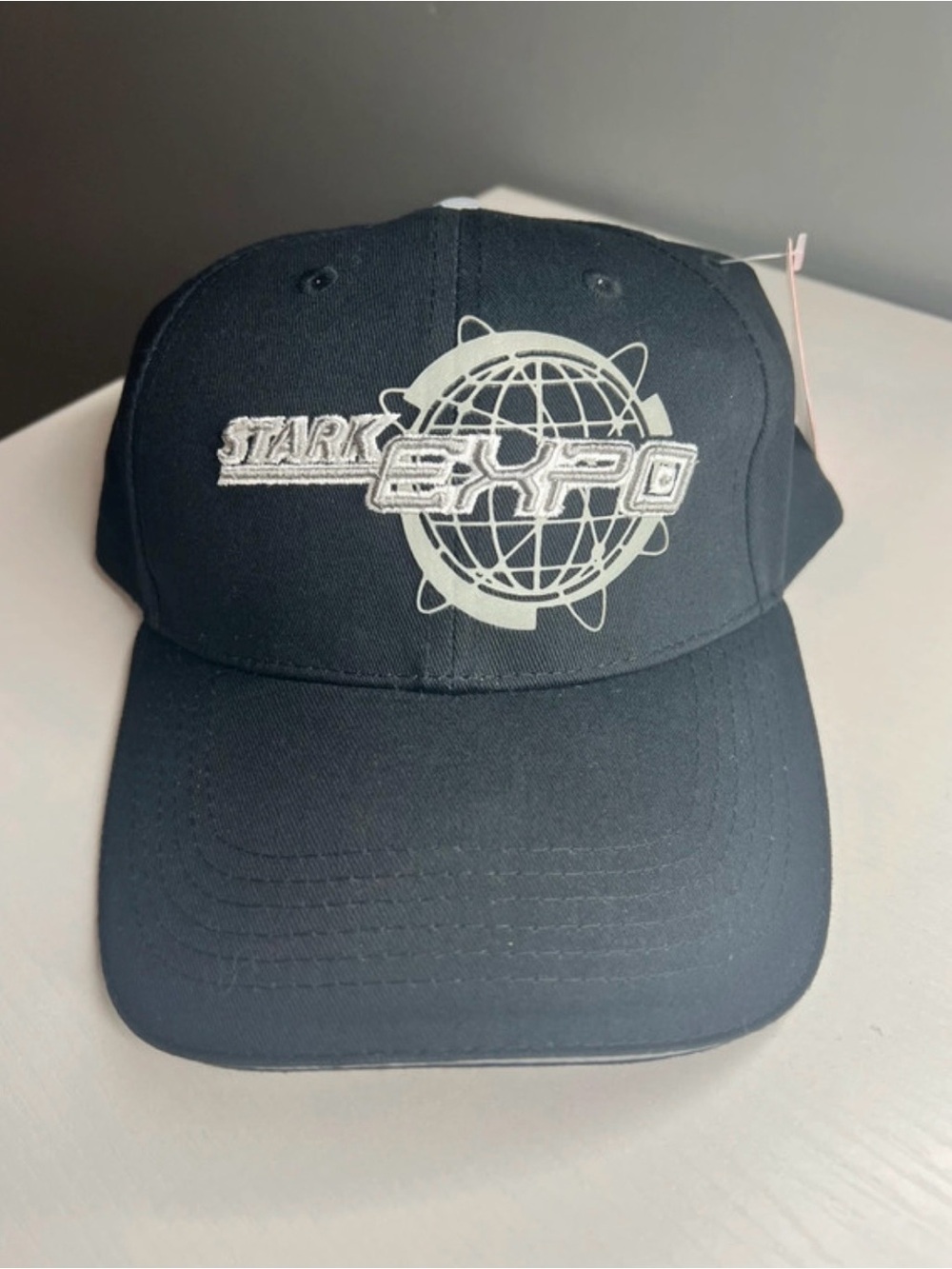 NEW Disney Hong Kong Disneyland Marvel Iron Man Stark Expo Cap
